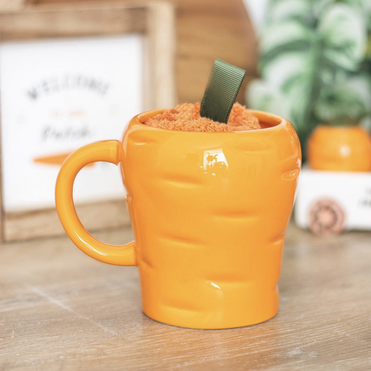 Carrot Mug & Socks Set